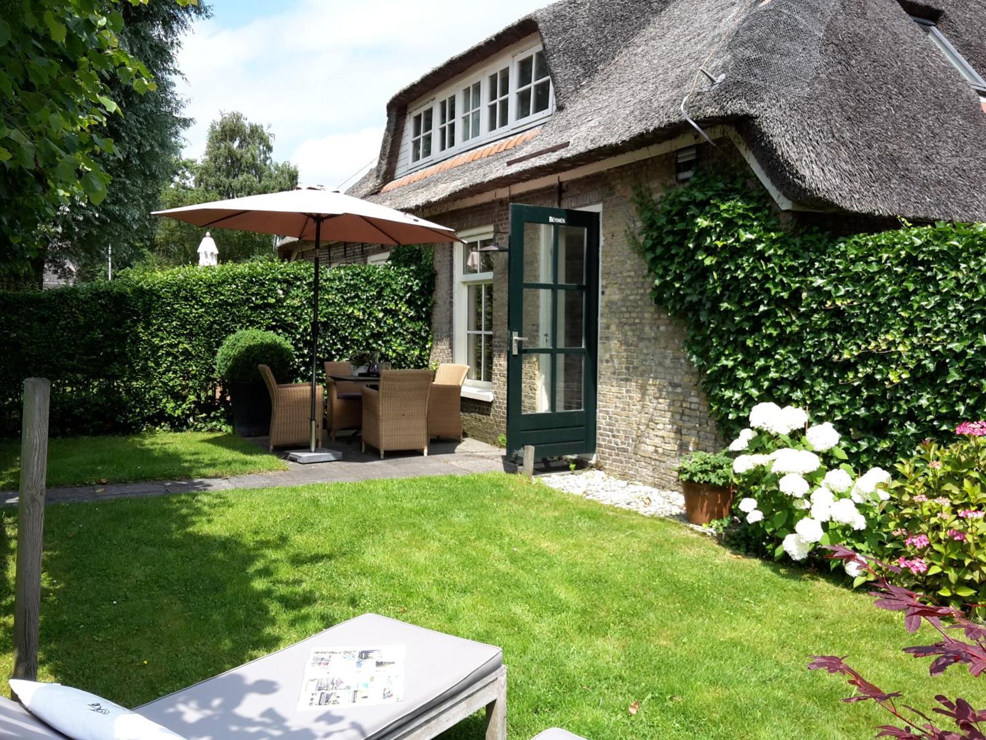 D'Oude Herbergh, Vakantiehuizen Aan Het Water Terherne Exteriör bild